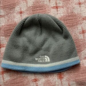 The North Face Kids Beanie in Gray and Light Blue